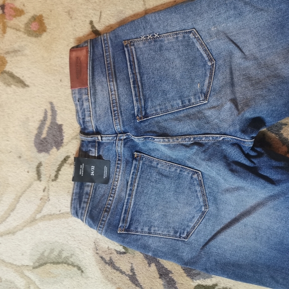 NWT, Scotch and Soda Petit Ami jeans, 24x32 - Picture 8 of 9